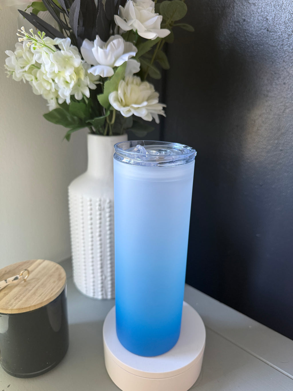 750ml Frosted Glass Ombré Tumbler